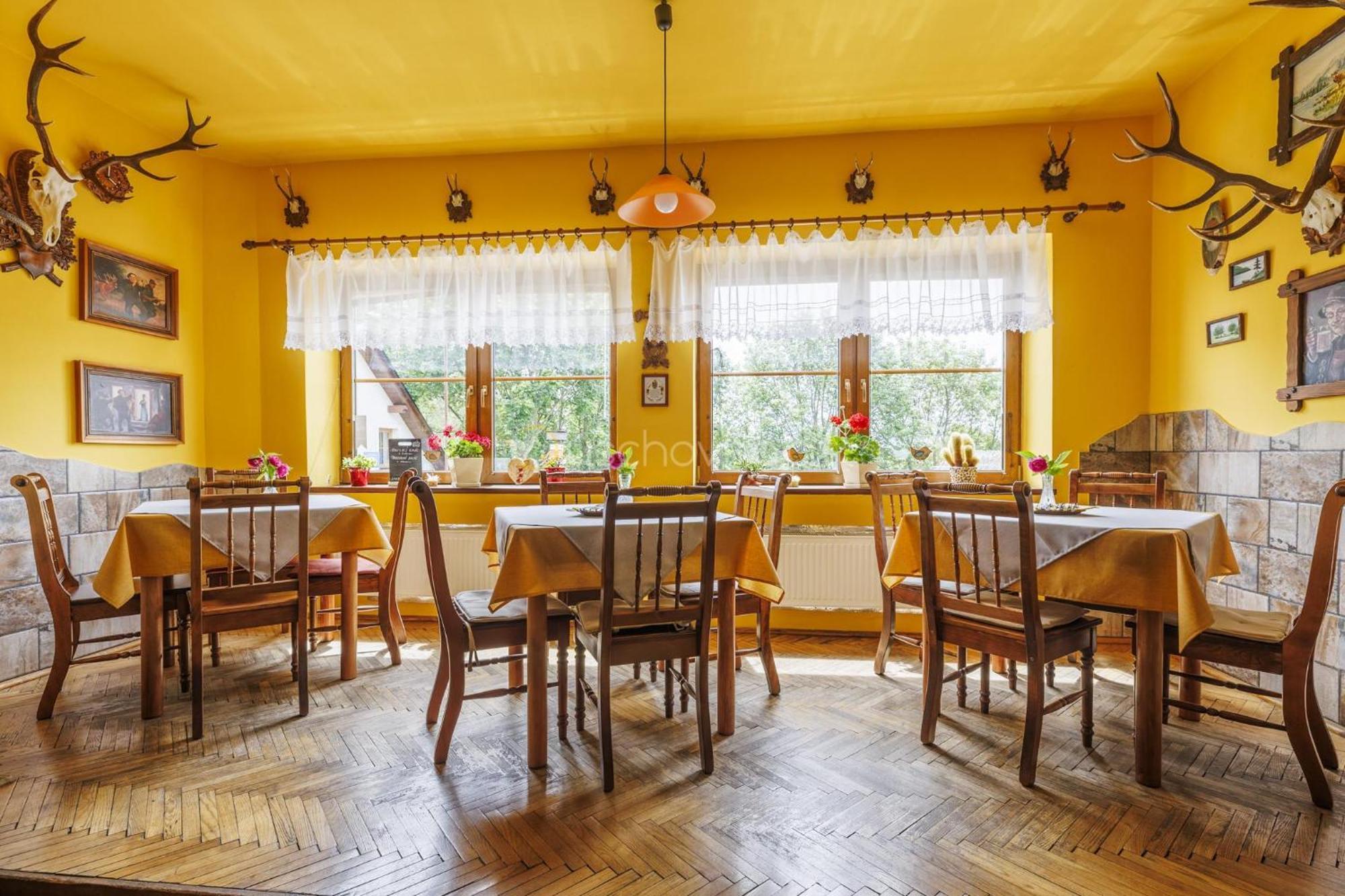 Hotel Kacenka Králíky Esterno foto