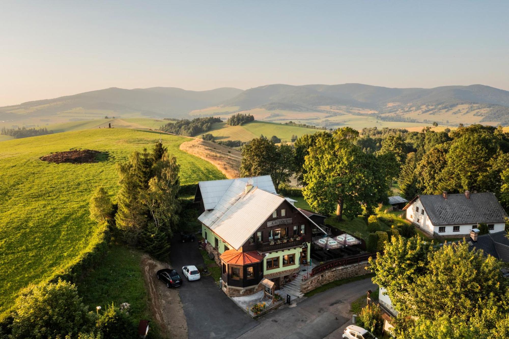 Hotel Kacenka Králíky Esterno foto